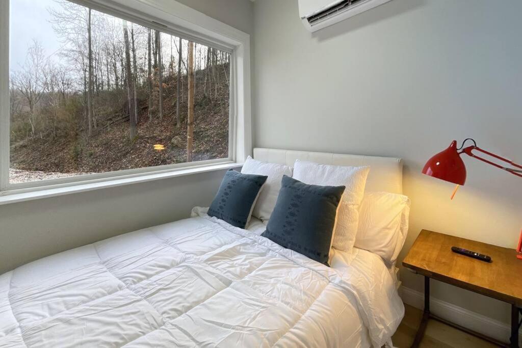 The Hideaway On Tacketts - Shipping Container Hébergement de vacances Hurricane